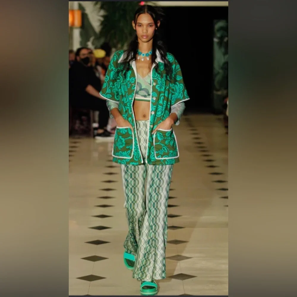 Anna Sui Wave Rider Knit Wrap - Picture 6 of 10